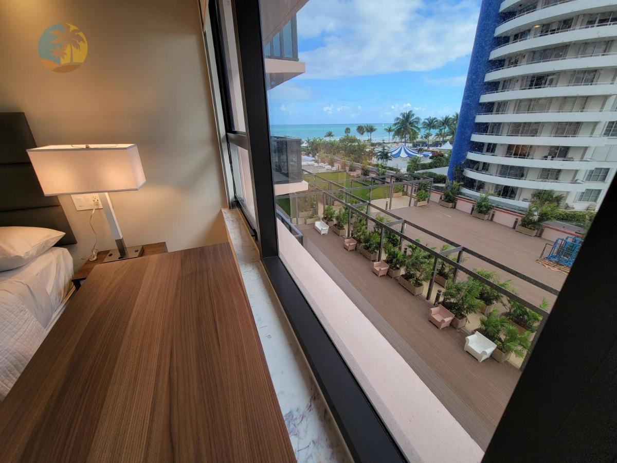 Deluxe Beach Resort - Hora Rentals ميامي بيتش المظهر الخارجي الصورة