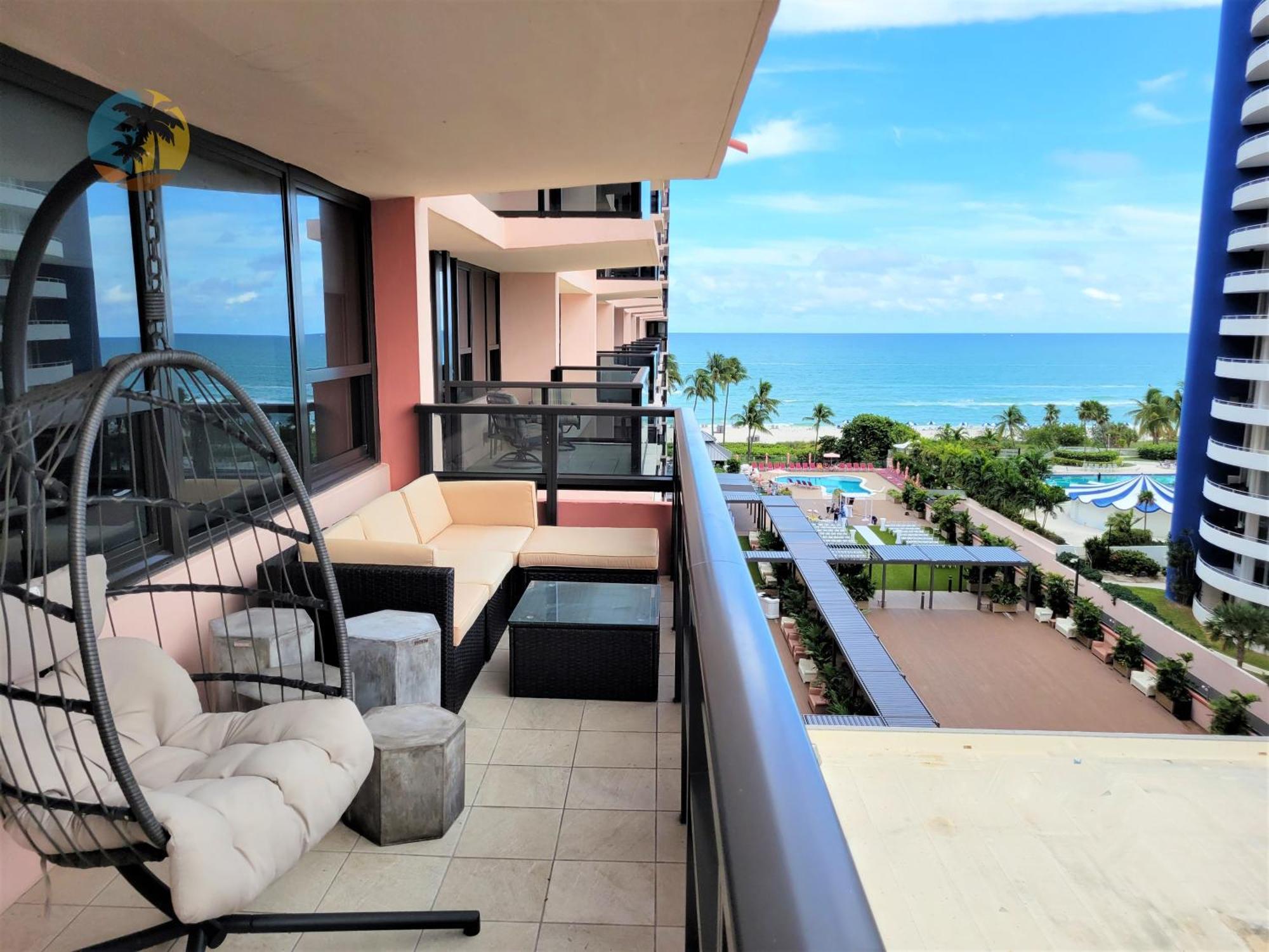 Deluxe Beach Resort - Hora Rentals ميامي بيتش المظهر الخارجي الصورة