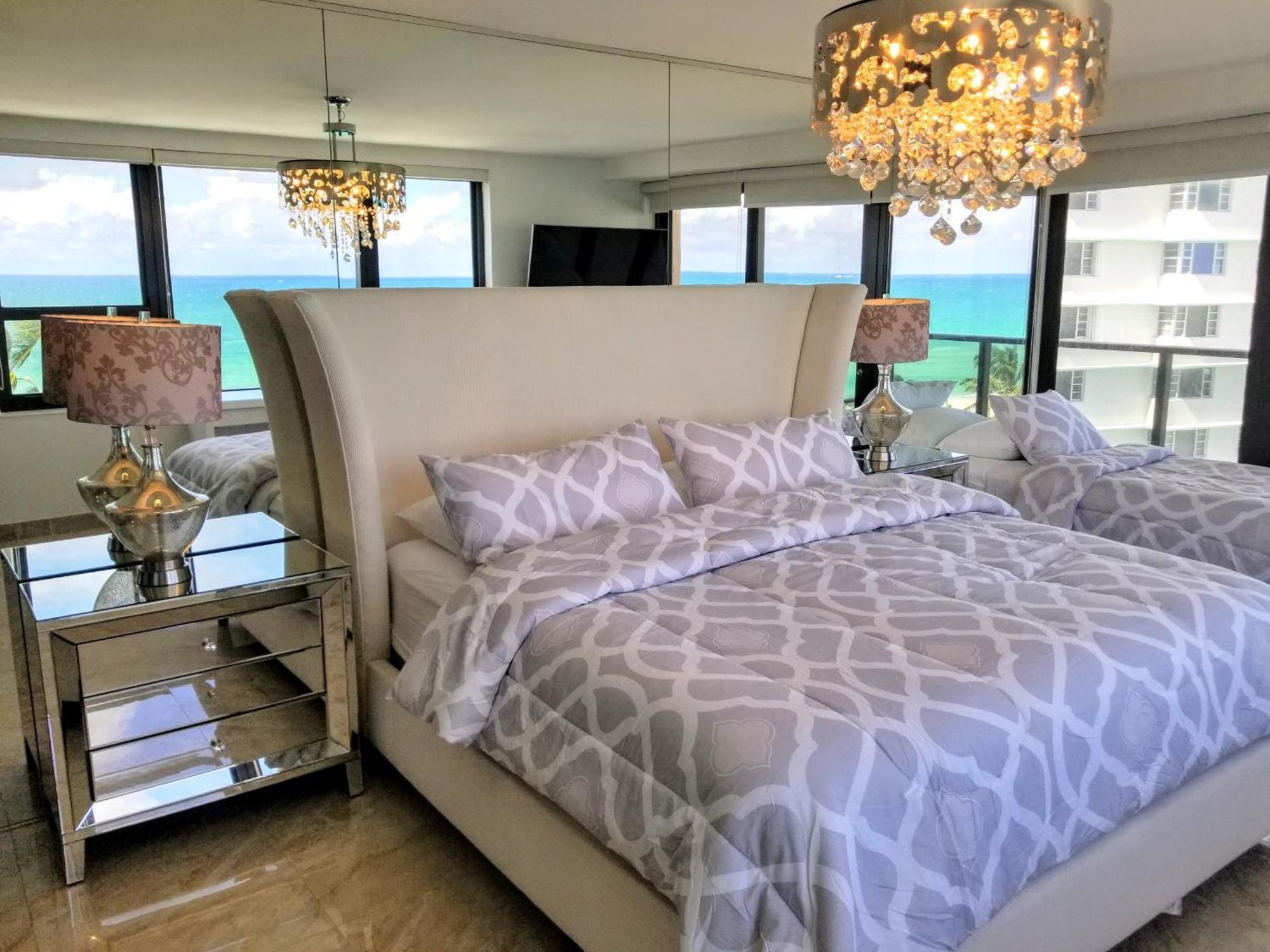Deluxe Beach Resort - Hora Rentals ميامي بيتش المظهر الخارجي الصورة